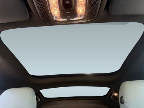 New 2026 Mercedes-Benz GLB 250 image 15