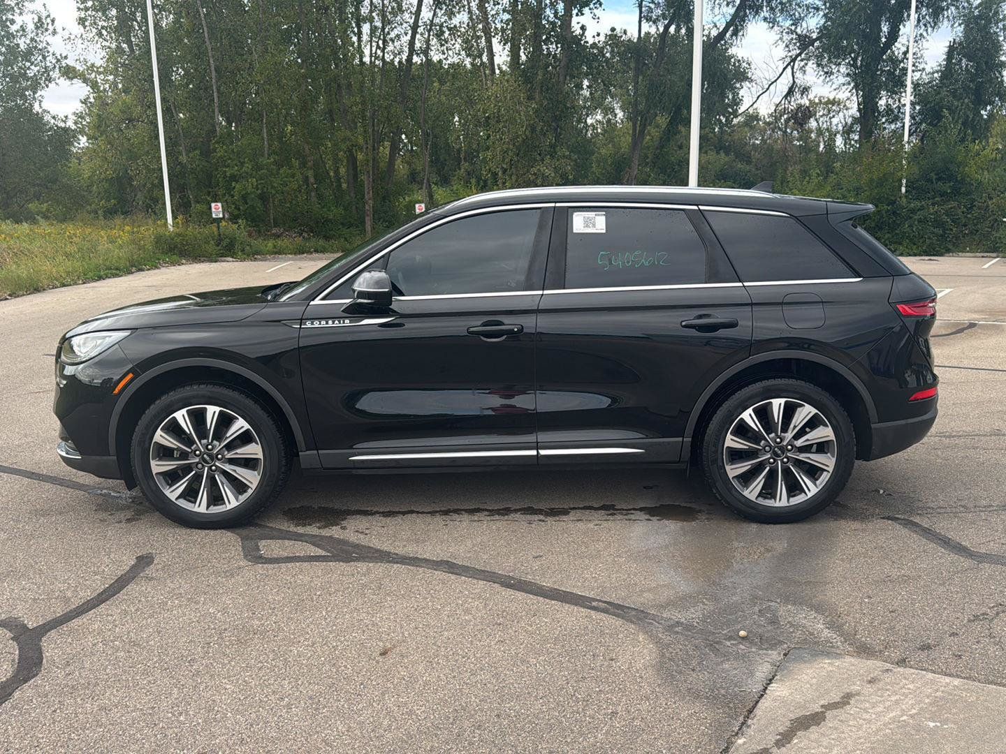 Used 2022 Lincoln Corsair Reserve w/ Elements Package AWD/4WD image 2