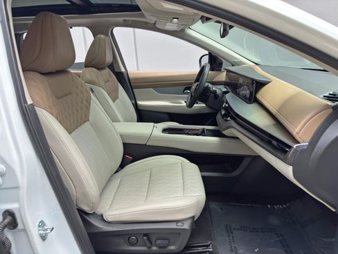 Used 2025 Nissan Murano Platinum w/ Cargo Package AWD/4WD image 15