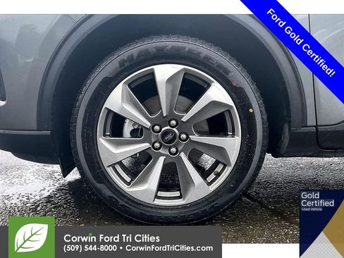 Used 2025 Ford Escape Platinum image 27