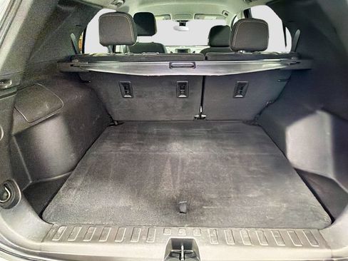 Used 2023 Chevrolet Equinox LS FWD image 25