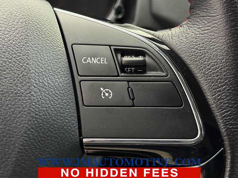 Used 2025 Mitsubishi Outlander Sport LE AWD/4WD image 37