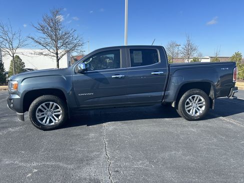Used 2019 GMC Canyon SLT w/ Driver Alert Package image 6