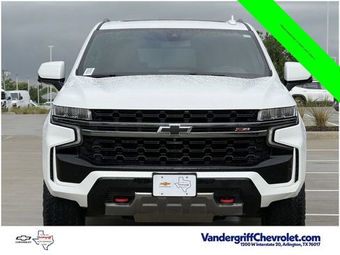 Used 2022 Chevrolet Tahoe Z71 w/ Z71 Off-Road Package AWD/4WD image 7