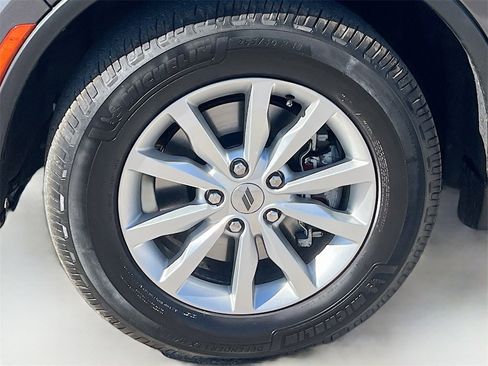 Used 2021 Dodge Durango SXT image 31