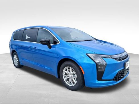 New 2027 Chrysler Pacifica Select FWD image 7