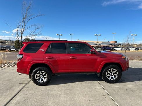 Used 2019 Toyota 4Runner TRD Off-Road Premium image 10