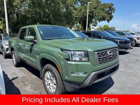 Used 2022 Nissan Frontier SV AWD/4WD image 1