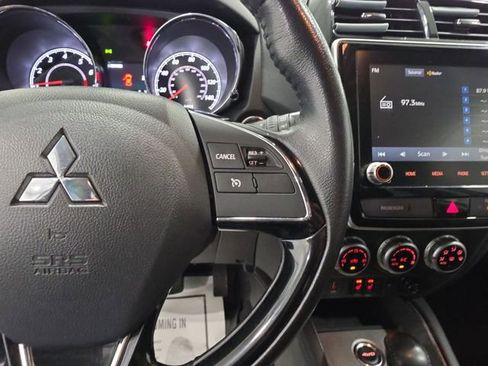 Used 2020 Mitsubishi Outlander Sport ES AWD/4WD image 15