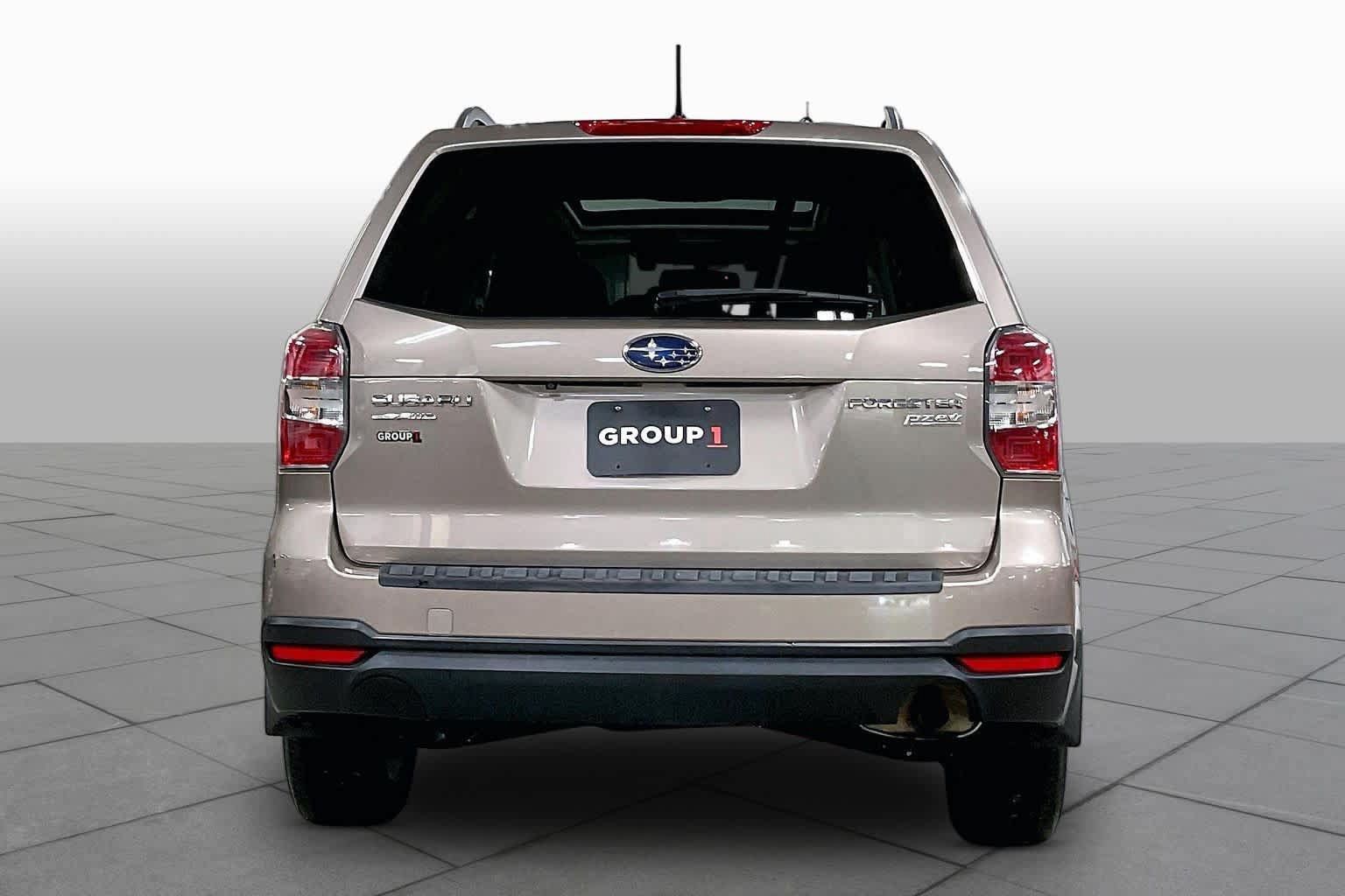 Used 2015 Subaru Forester 2.5i Premium AWD/4WD image 4