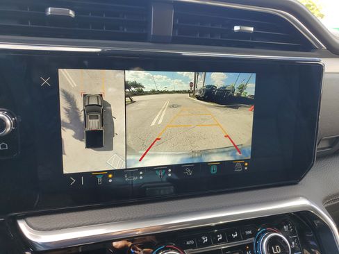 Used 2023 GMC Sierra 1500 Denali w/ Denali Reserve Package image 12