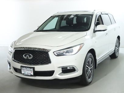 Used 2019 INFINITI QX60 Luxe w/ Essential Package