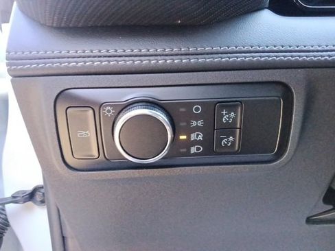 Used 2024 Ford Mustang GT Premium image 18