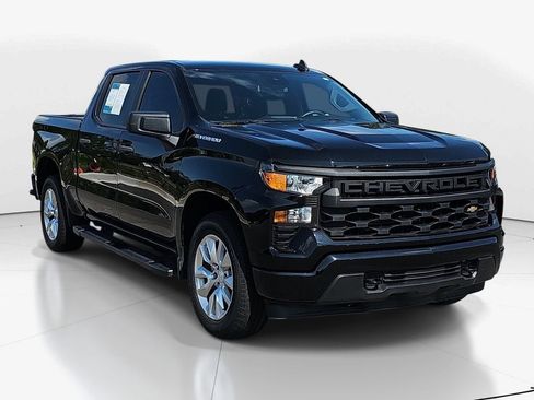 Used 2023 Chevrolet Silverado 1500 Custom RWD image 3