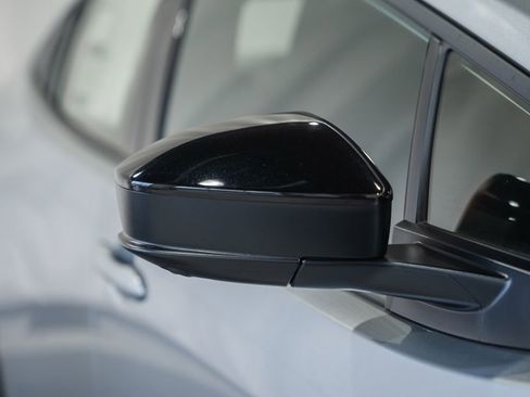 New 2026 Toyota Prius Plug-In Hybrid FWD image 15