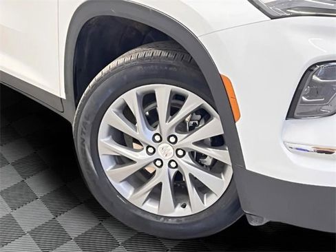 Certified 2025 Buick Enclave Preferred image 35