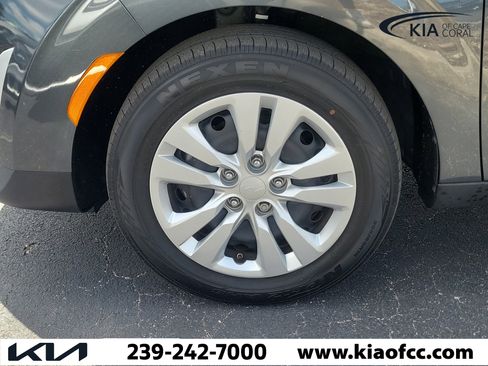 Certified 2024 Kia Soul LX FWD image 8