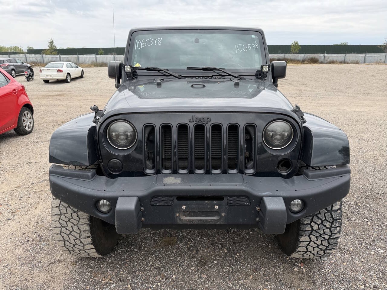 Used 2016 Jeep Wrangler Unlimited Sahara AWD/4WD image 7