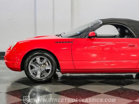Used 2002 Ford Thunderbird RWD image 27