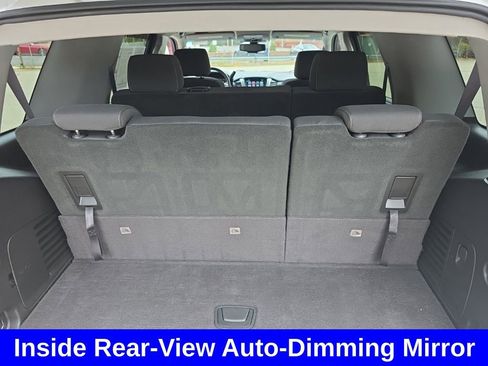 Used 2017 GMC Yukon SLE w/ HD Trailering Package image 16