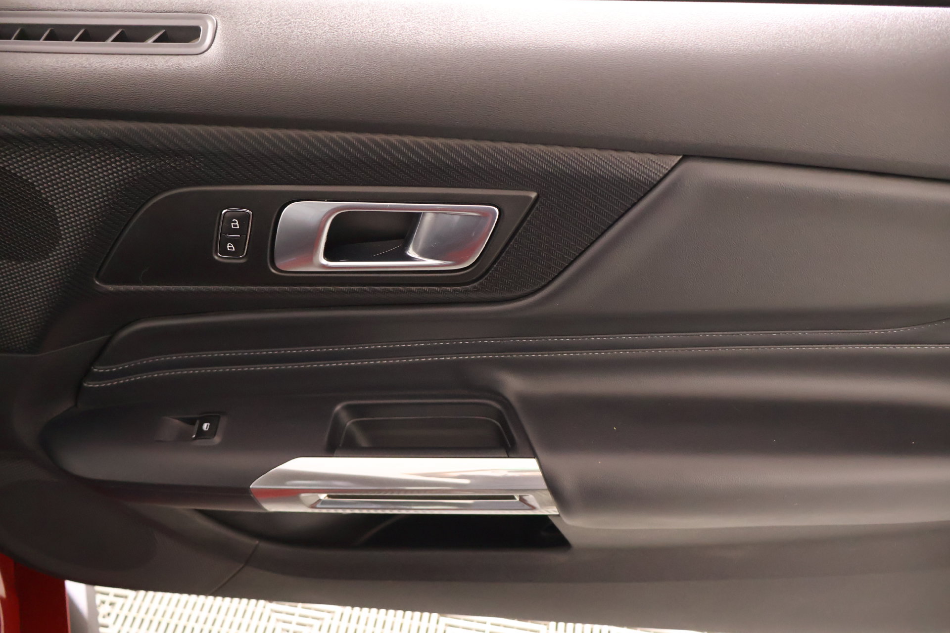 Used 2024 Ford Mustang GT Premium RWD image 16