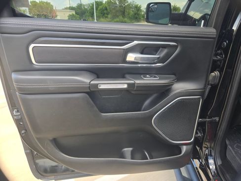 Used 2023 RAM 1500 Laramie AWD/4WD image 14