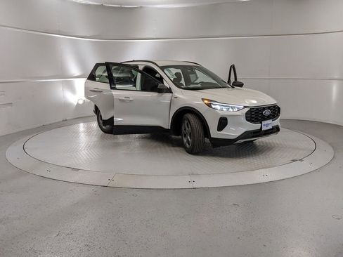 New 2025 Ford Escape ST-Line w/ Equipment Group 301A image 7