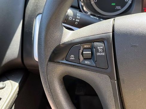 Used 2017 GMC Terrain SLE AWD/4WD image 21