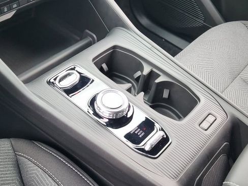 New 2026 Jeep Cherokee Laredo image 16