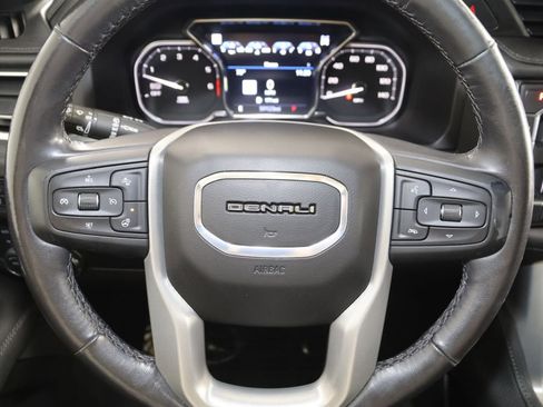 Used 2021 GMC Yukon XL Denali w/ Advanced Technology Package image 41