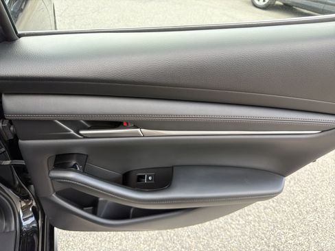 Used 2025 MAZDA MAZDA3 s Sport FWD image 26