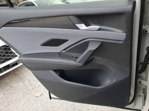 New 2026 Volkswagen Tiguan SE R-Line image 13