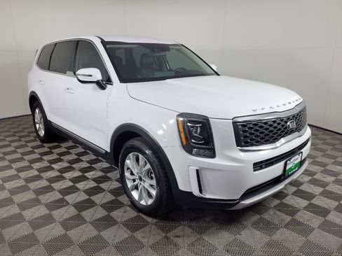 Used 2021 Kia Telluride LX FWD image 13