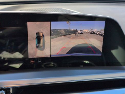 Certified 2023 Cadillac Lyriq Luxury image 14