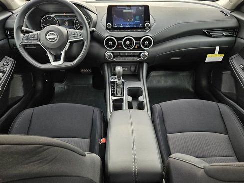 New 2025 Nissan Sentra SV w/ Trunk Package image 11