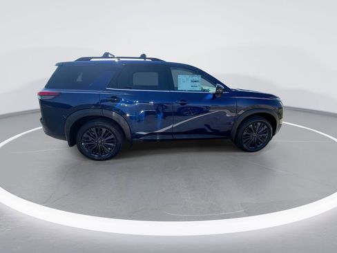 New 2026 Nissan Pathfinder SL w/ SL Premium Package (P04) AWD/4WD image 9