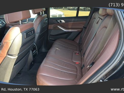 Used 2020 BMW X5 M50i w/ Luxury Seating Package image 26