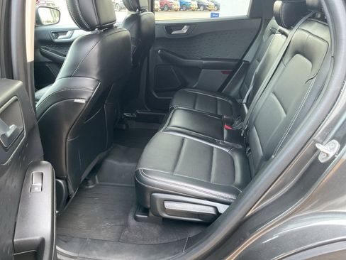 Used 2020 Ford Escape SEL image 13