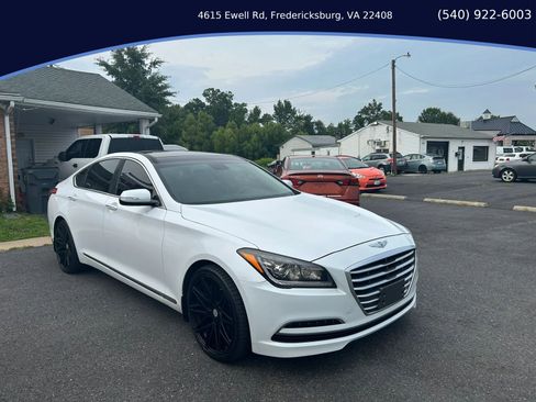 Used 2015 Hyundai Genesis 3.8 w/ Option Group 02 RWD image 8