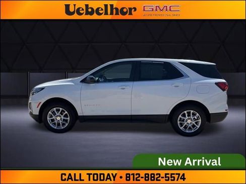 Used 2024 Chevrolet Equinox LT AWD/4WD image 8