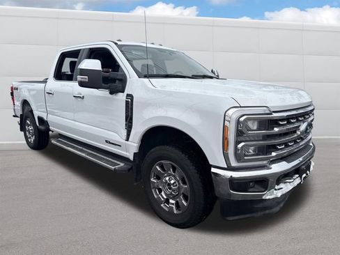 Certified 2023 Ford F250 Lariat w/ Chrome Package AWD/4WD image 8
