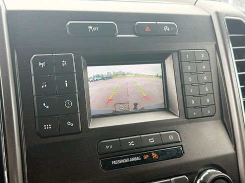 Used 2018 Ford F150 XLT w/ XTR Package AWD/4WD image 15