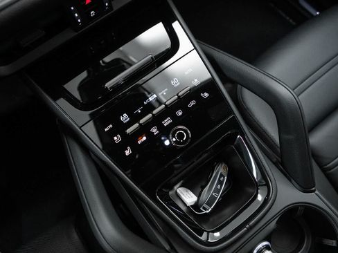 New 2026 Porsche Cayenne S AWD/4WD image 27