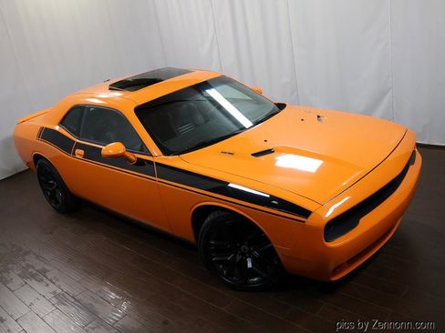 Used 2014 Dodge Challenger R/T Plus image 6