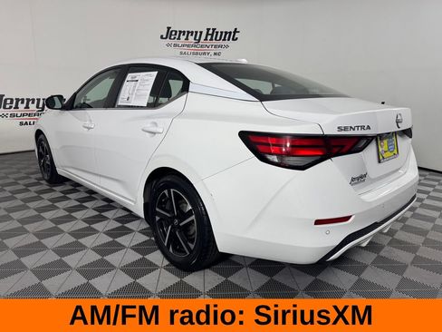 Used 2024 Nissan Sentra SV FWD image 10