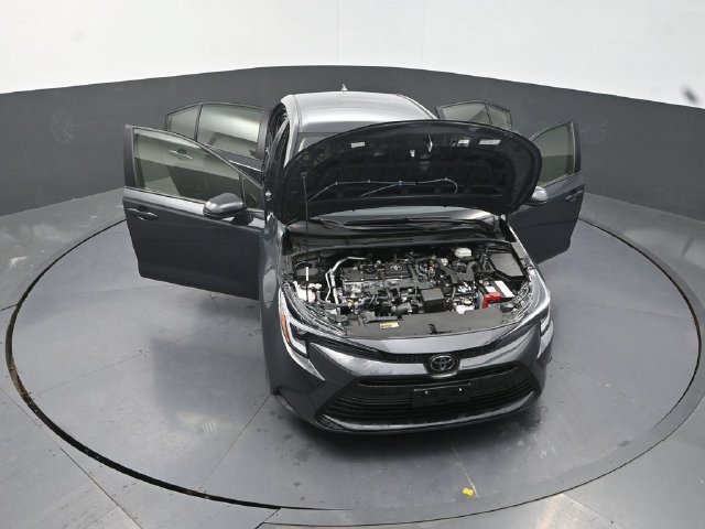 Used 2026 Toyota Corolla LE w/ LE Premium Package FWD image 40
