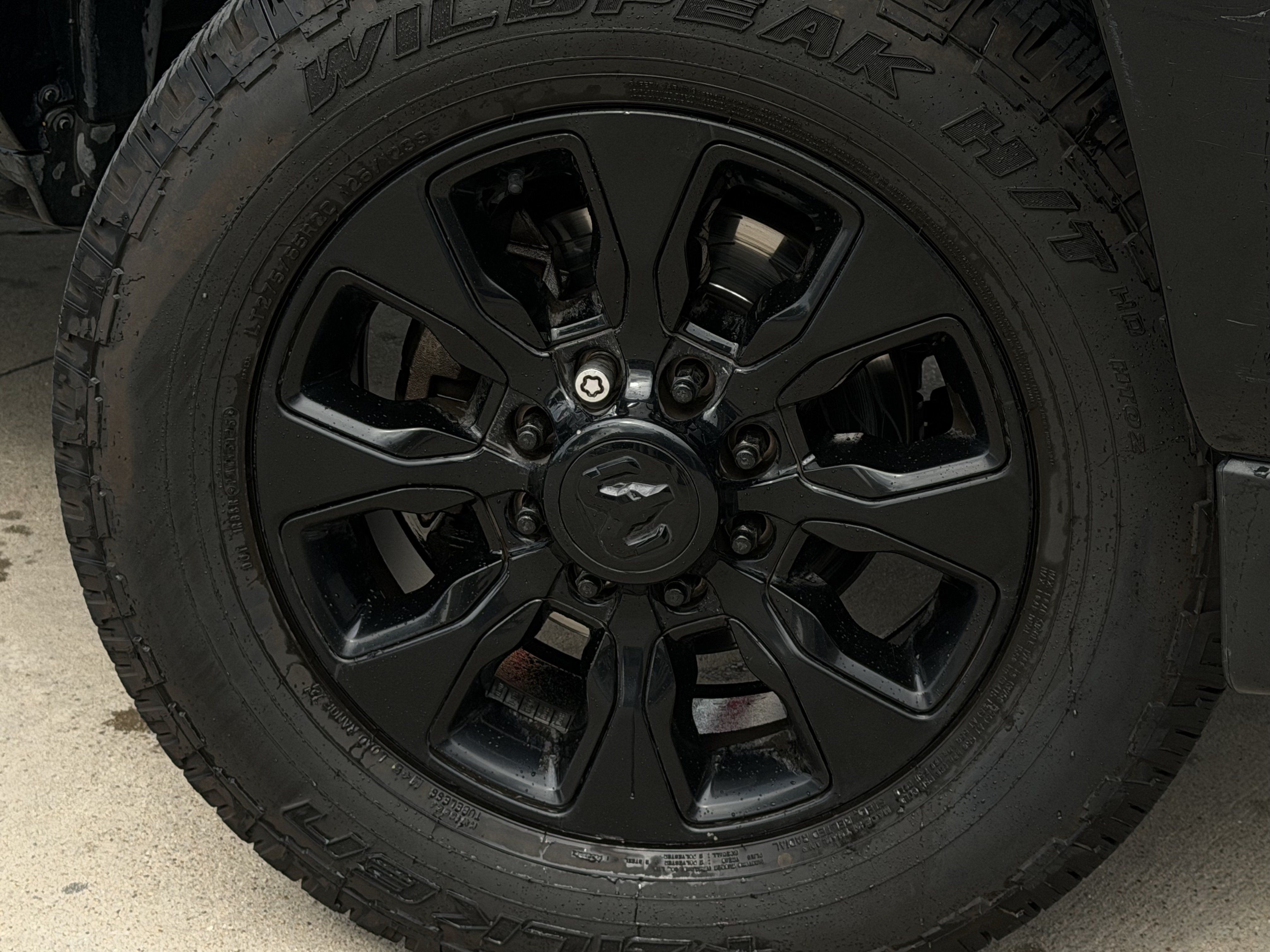 Used 2022 RAM 3500 Limited AWD/4WD image 10