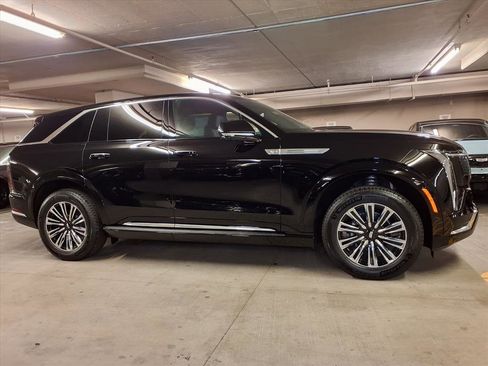 New 2026 Cadillac Escalade IQ Luxury 1 image 4