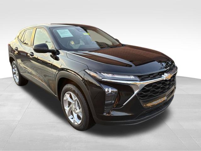 Used 2025 Chevrolet Trax LS w/ LS Convenience Package FWD 360° Tour
