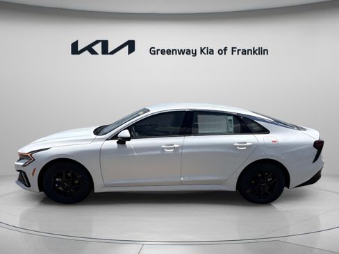 New 2026 Kia K5 LXS FWD image 4